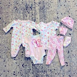 Unicorn Layette Set. 7 pieces. Baby girl. 3-6 months.